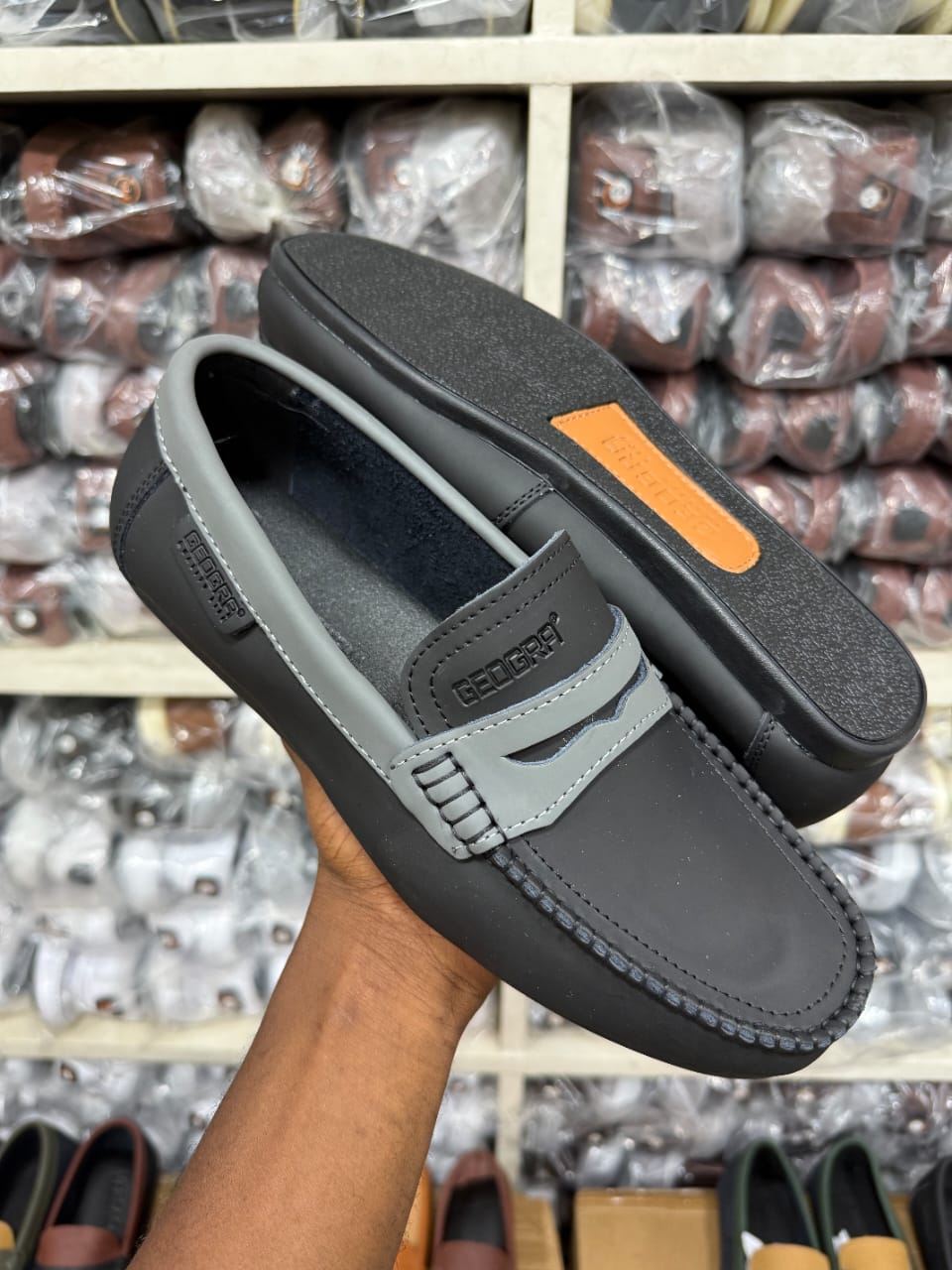 L'Urbain Bicolore – Mocassin / Tod Casual en simili cuir anthracite & Gris